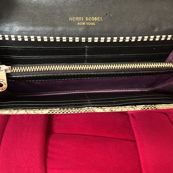 Henri Bendel Wallet-EUC - Picture 14 of 16